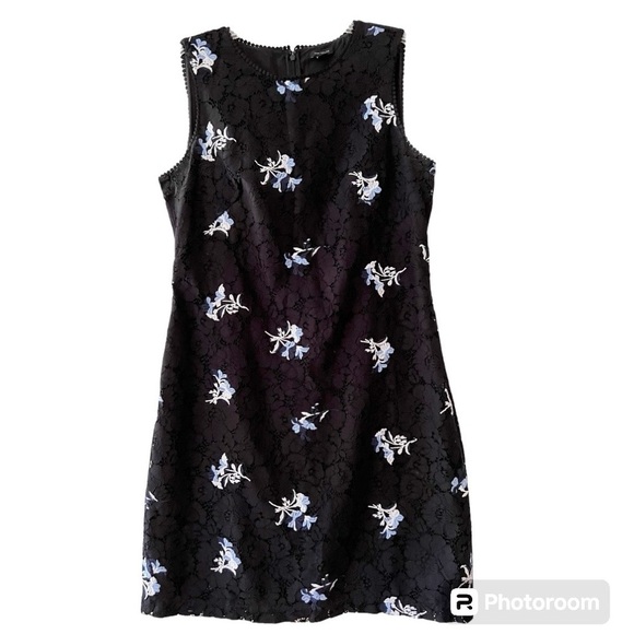 Ann Taylor Black Lace Sheath Dress with Floral Embroidery Detail Size 10 - Picture 1 of 11